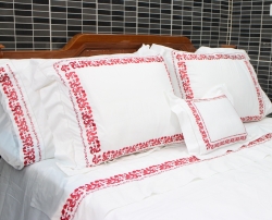 Flowers embroidered bedding set with hemstitch in red hue